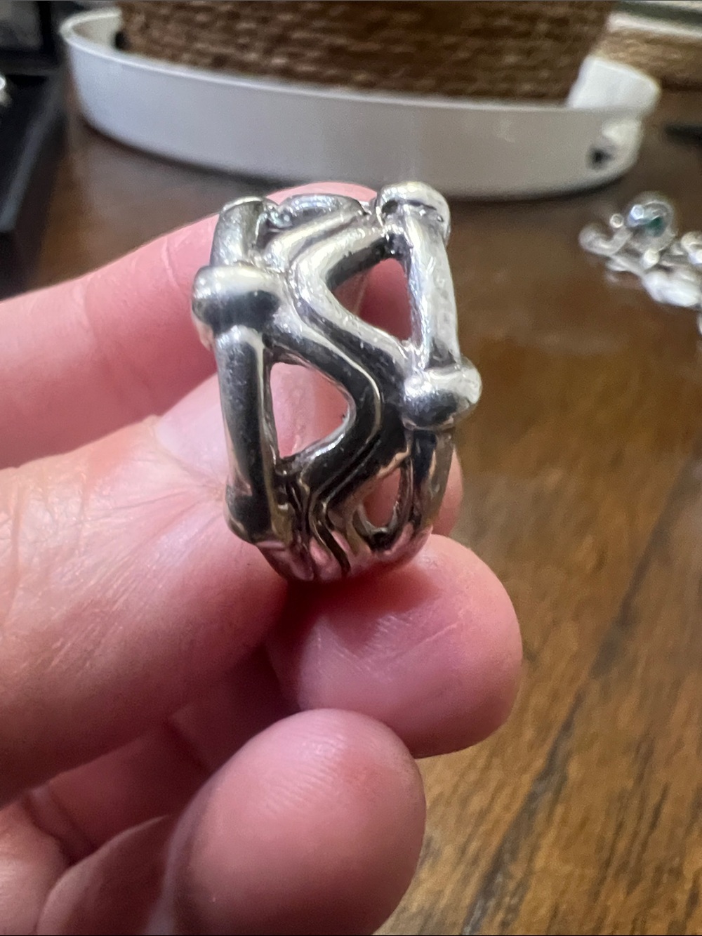 Sterling Silver Openwork Fashion Ring - Size 7.5